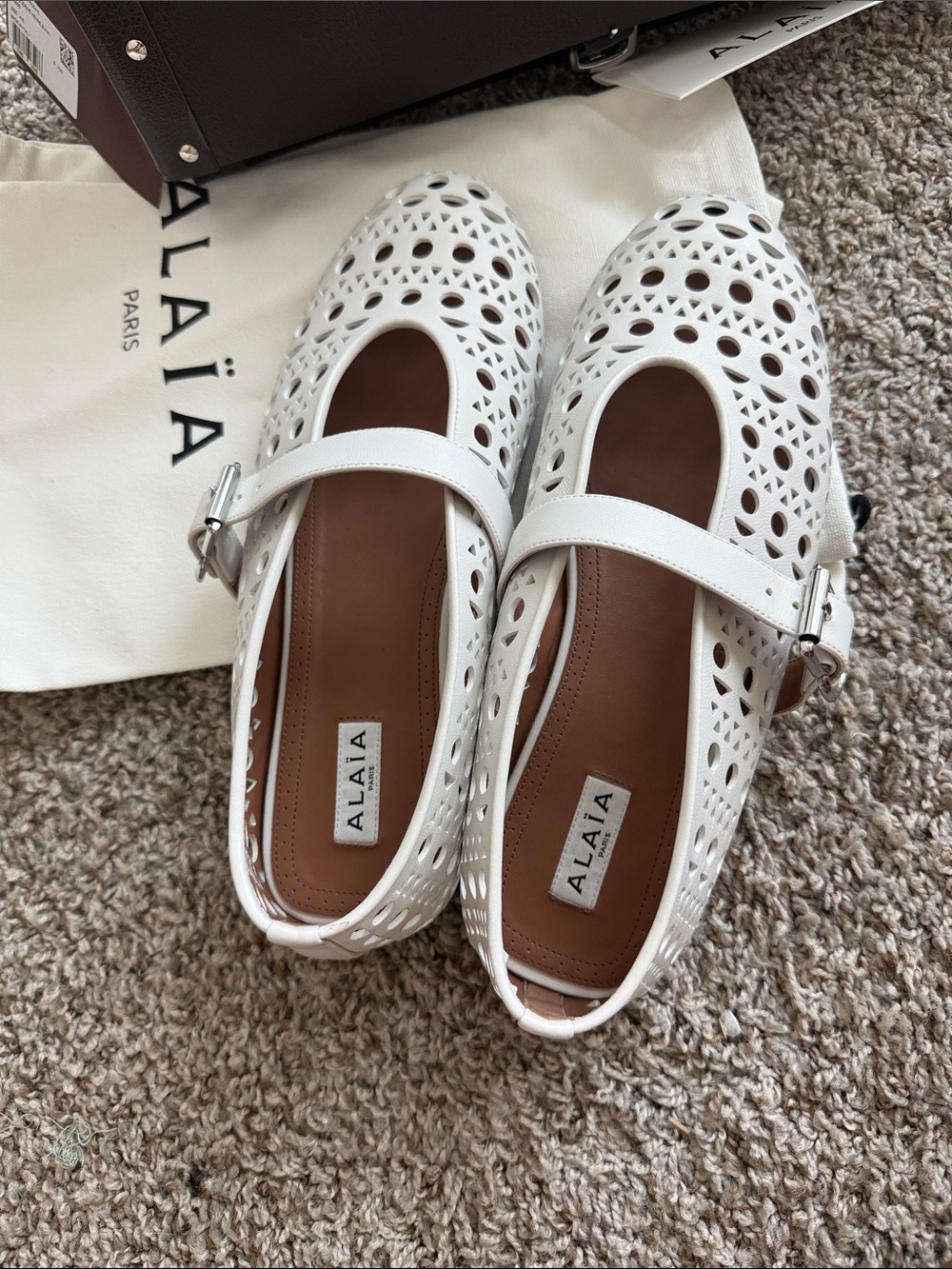 Alaia Vienne cutout mary jane ballerina flats. Sz 41.5